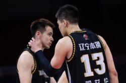开云体育官方入口-河南队惊险获胜，关键时刻挺身而出