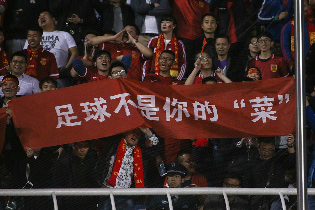 英勇闯关，球员展现出色拼搏精神