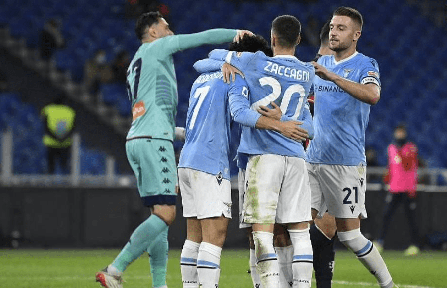 中国足球报道：苏宁轻取哈尔滨毅腾，继续领跑积分的简单介绍