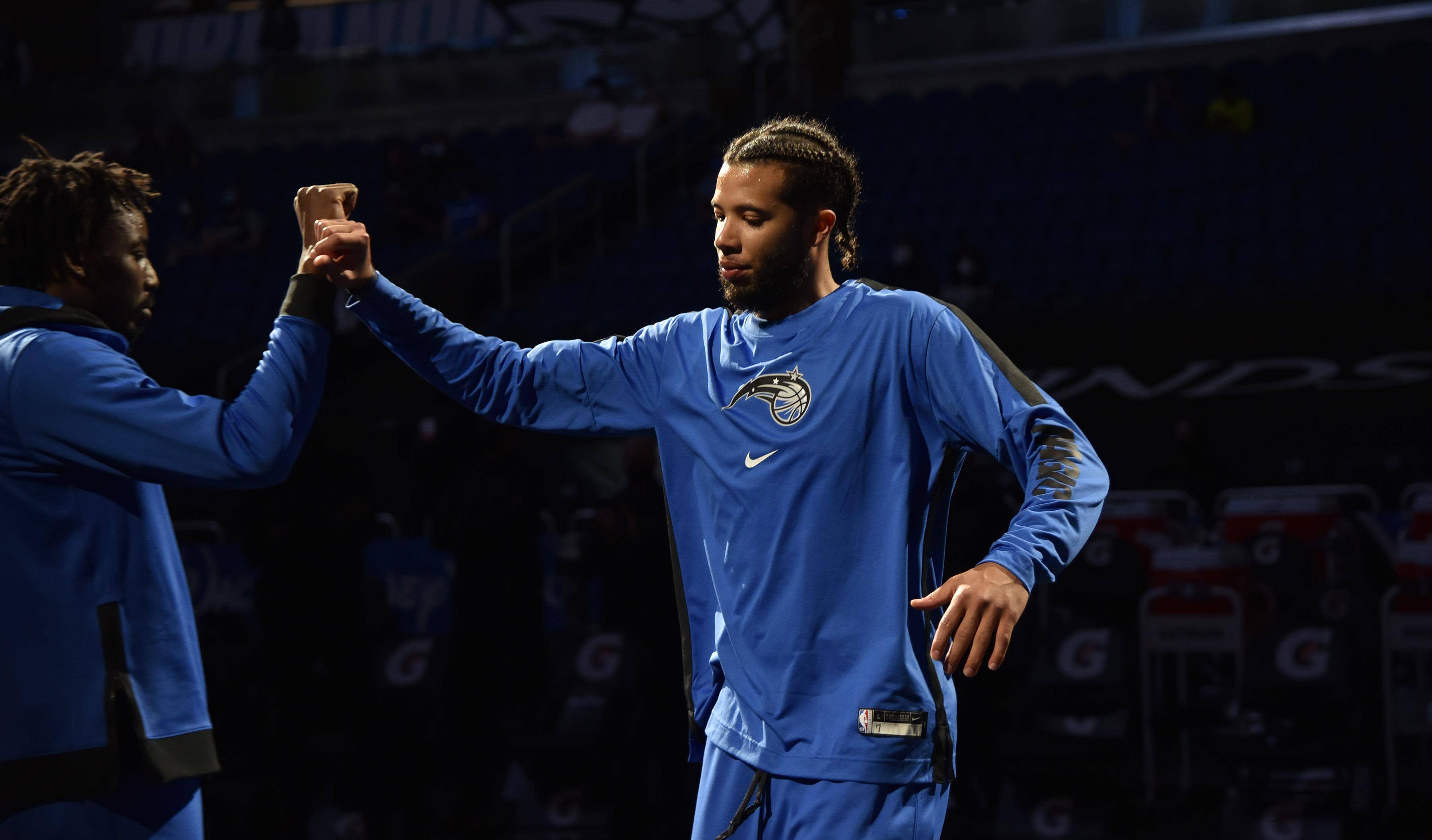 魔术主场气走黄蜂，福尼耶得分领先