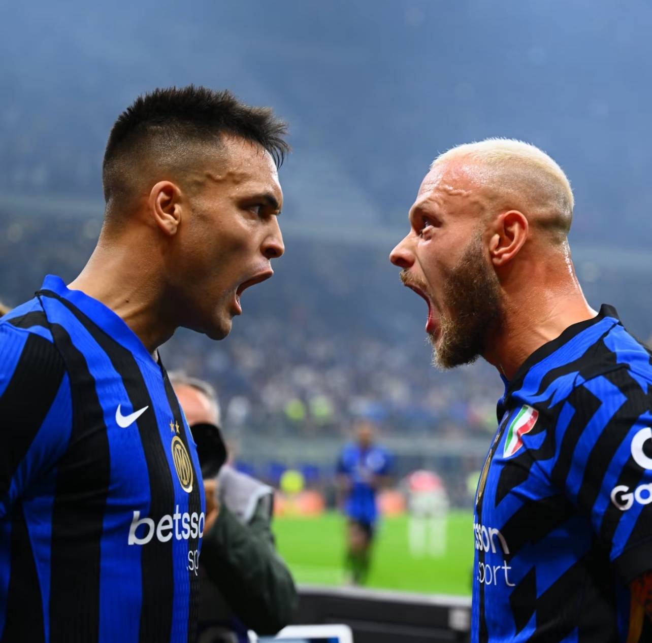 包含卡利亚里取胜，球队展现出色团队合作的词条