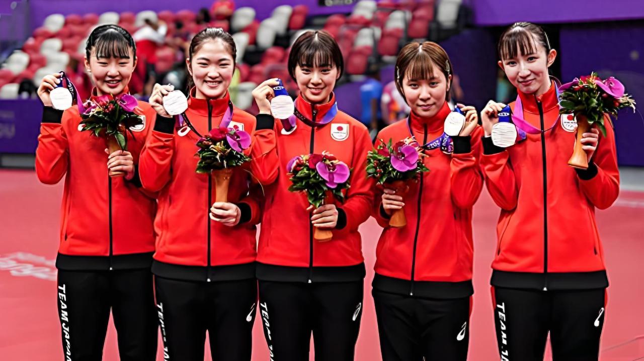 乒乓球女团半决赛：日本队战胜中国队晋级决赛的简单介绍